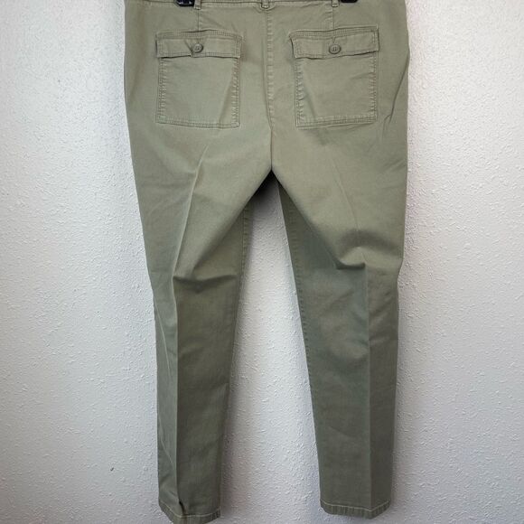 LOFT Relaxed Skinny Pants Size 10 EUC - Picture 6 of 8